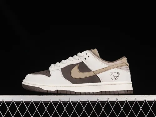 All Categories Nk SB Dunk Series Nk SB Dunk Low Low-top sneakers Otomo Katsuhiro x Nk SB Dunk Low "Steamboy OST" Otomo Katsuhiro co-branded SB low-top sports and leisure sneakers LF0039-031